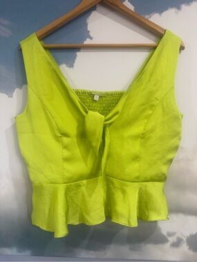 Gianni Bini Crop Sleeveless Peplum Blouse